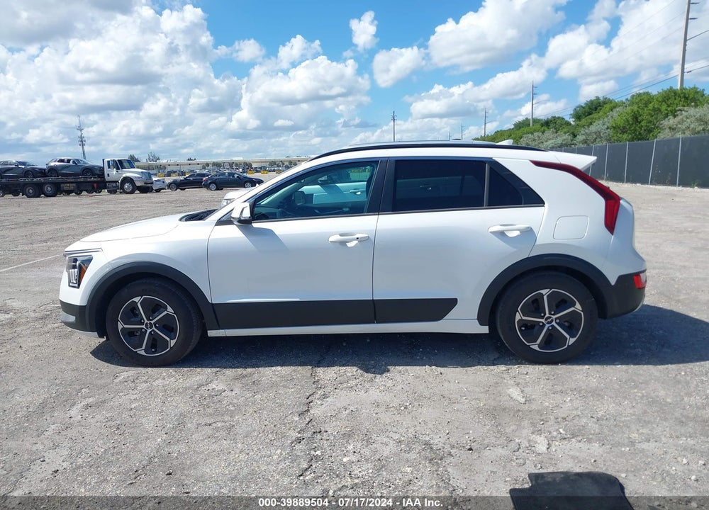 2023 KIA NIRO EX VIN: KNDCR3LE3P5060895