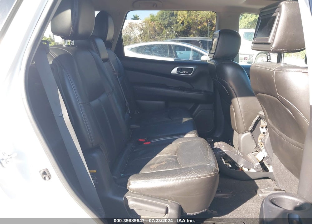 2014 NISSAN PATHFINDER PLATINUM VIN: 5N1AR2MM7EC631543