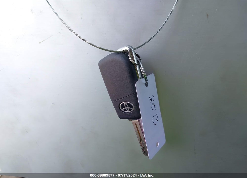 2021 TOYOTA RAV4 VIN: 2T3F1RFV0MC221714