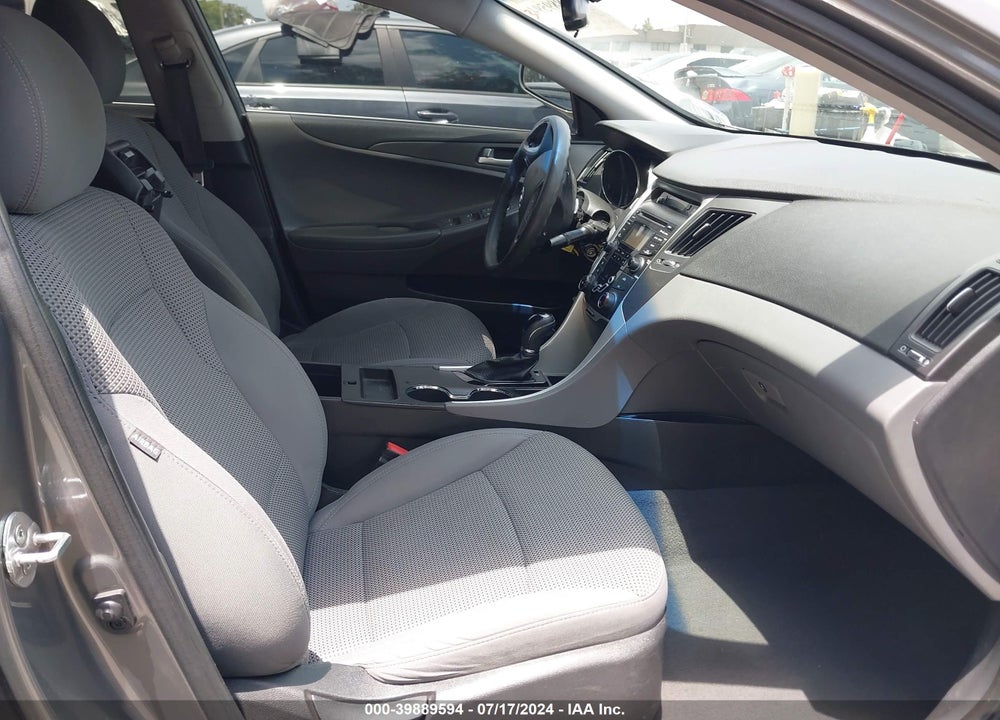 2013 HYUNDAI SONATA GLS VIN: 5NPEB4AC7DH547369