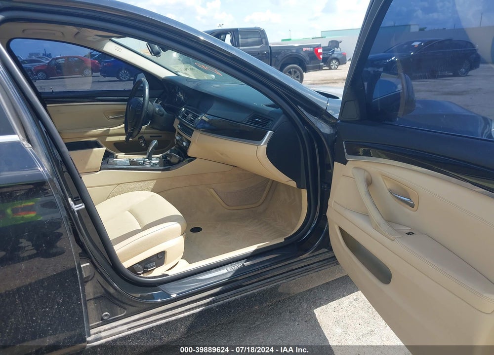 2013 BMW 528I VIN: WBAXG5C54DD233549