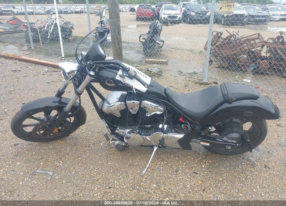 2013 HONDA VT1300 CX VIN: JH2SC61N3DK100673