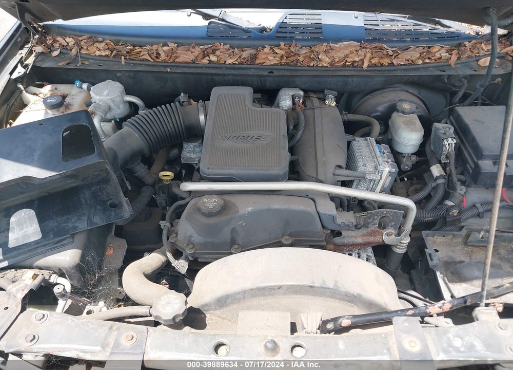2004 CHEVROLET TRAILBLAZER LS VIN: 1GNDT13S742283560