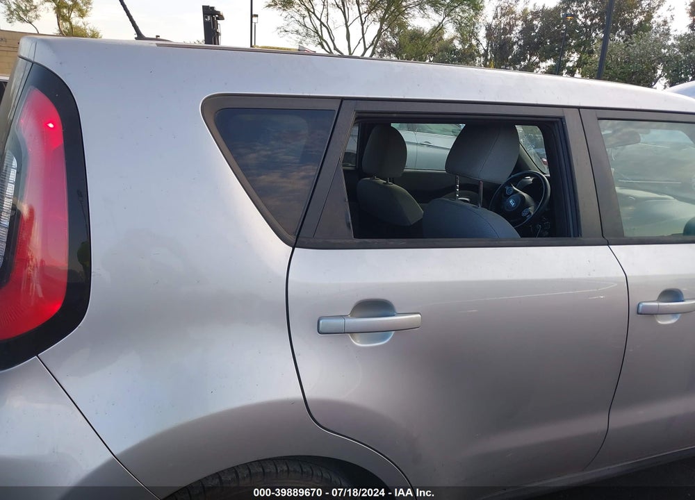 2016 KIA SOUL VIN: KNDJN2A2XG7828219