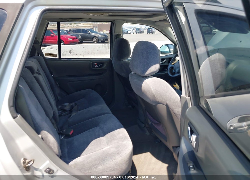2004 HYUNDAI SANTA FE GLS VIN: KM8SC13D94U677157