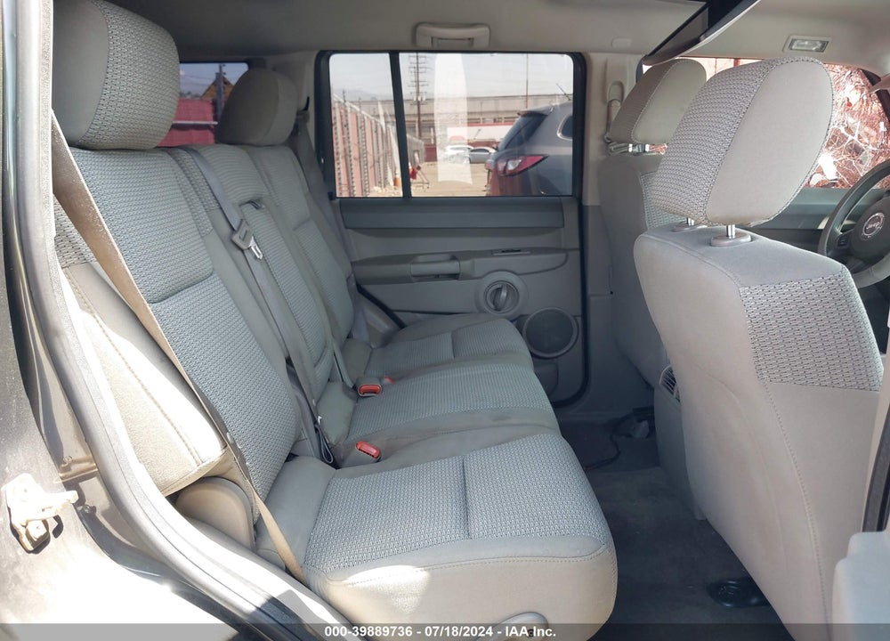 2006 JEEP COMMANDER VIN: 1J8HH48K06C203205