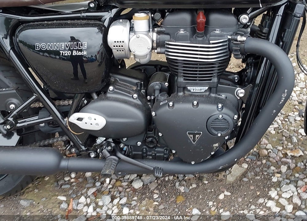 2023 TRIUMPH MOTORCYCLE BONNEVILLE T120/BLACK VIN: SMTD40HLXPTBL6055