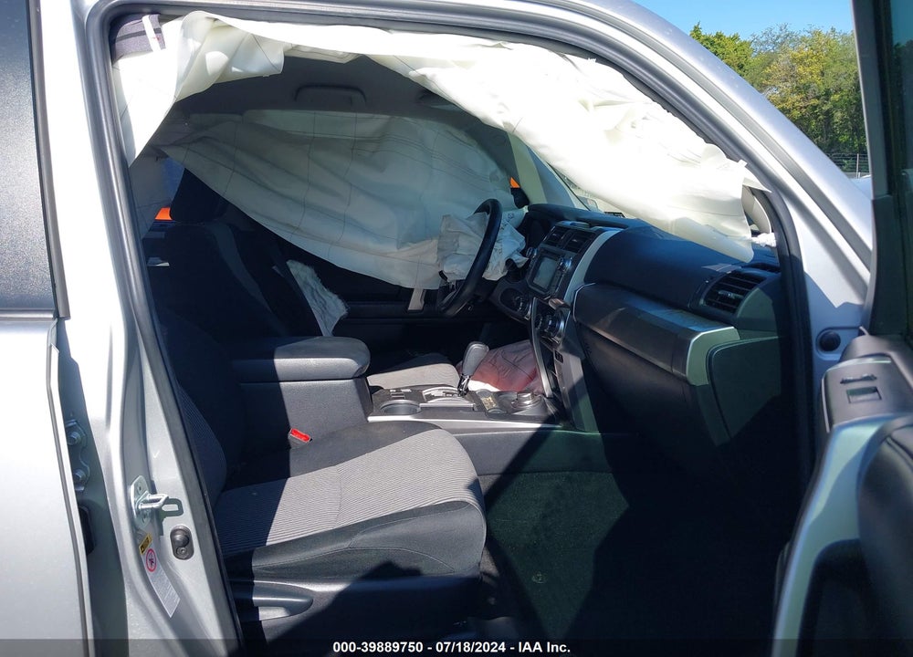 2015 TOYOTA 4RUNNER SR5 VIN: JTEBU5JR3F5234468