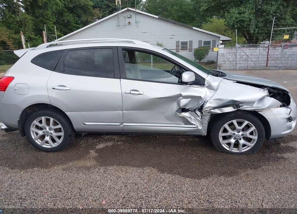 2013 NISSAN ROGUE SV W/SL PKG VIN: JN8AS5MV9DW649305