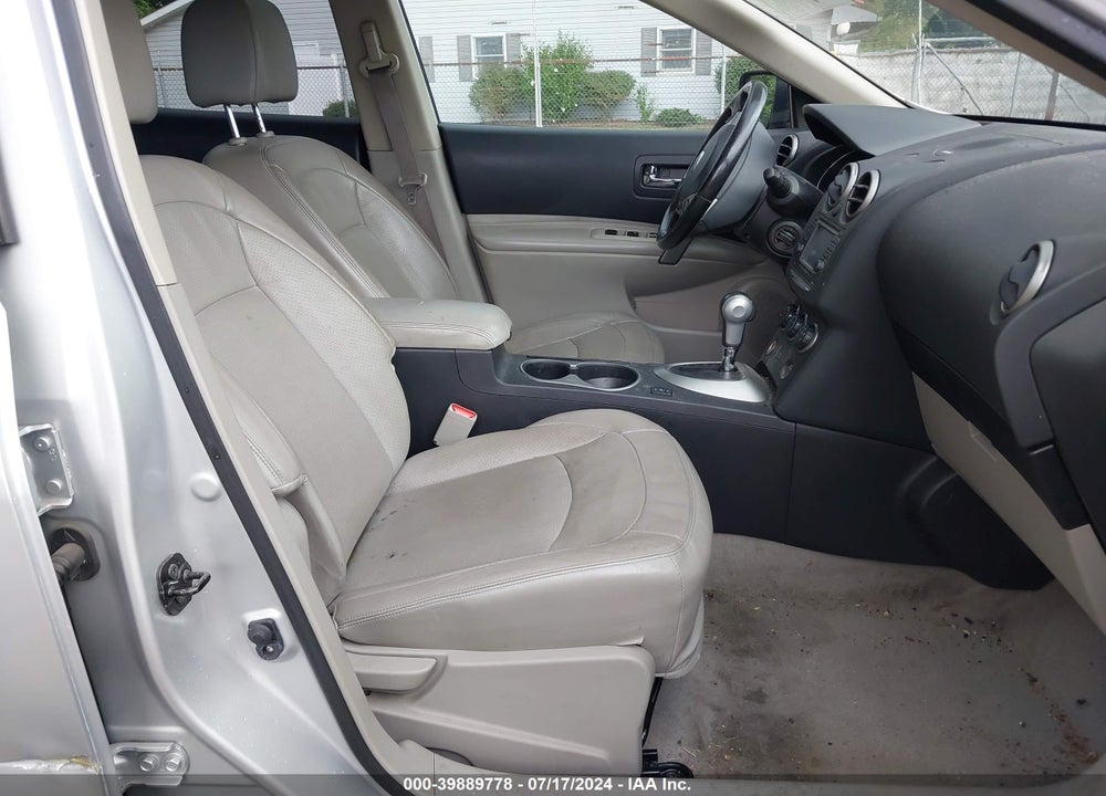 2013 NISSAN ROGUE SV W/SL PKG VIN: JN8AS5MV9DW649305