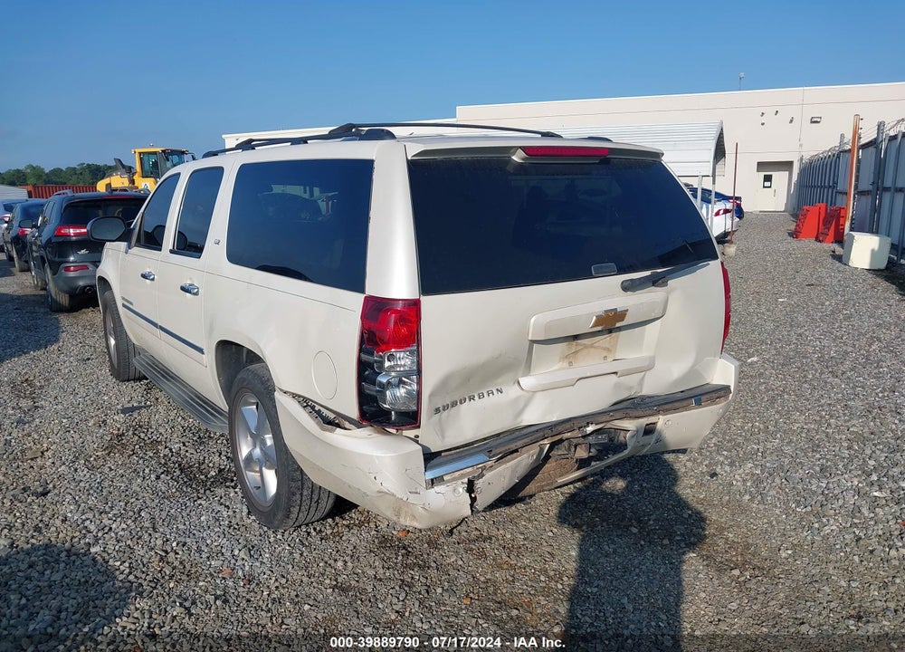 2014 CHEVROLET SUBURBAN 1500 LTZ VIN: 1GNSCKE00ER206546