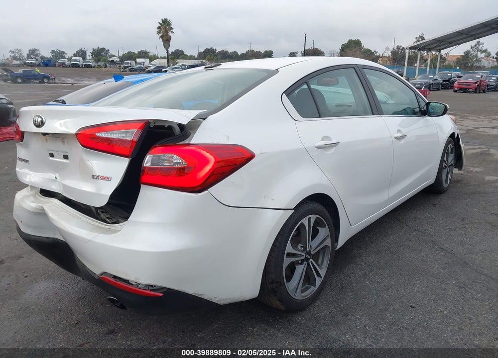 2015 KIA FORTE EX VIN: KNAFZ4A88F5283283