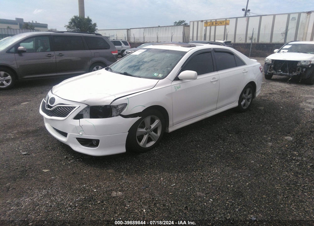 2011 TOYOTA CAMRY SE VIN: 4T1BF3EK0BU655849