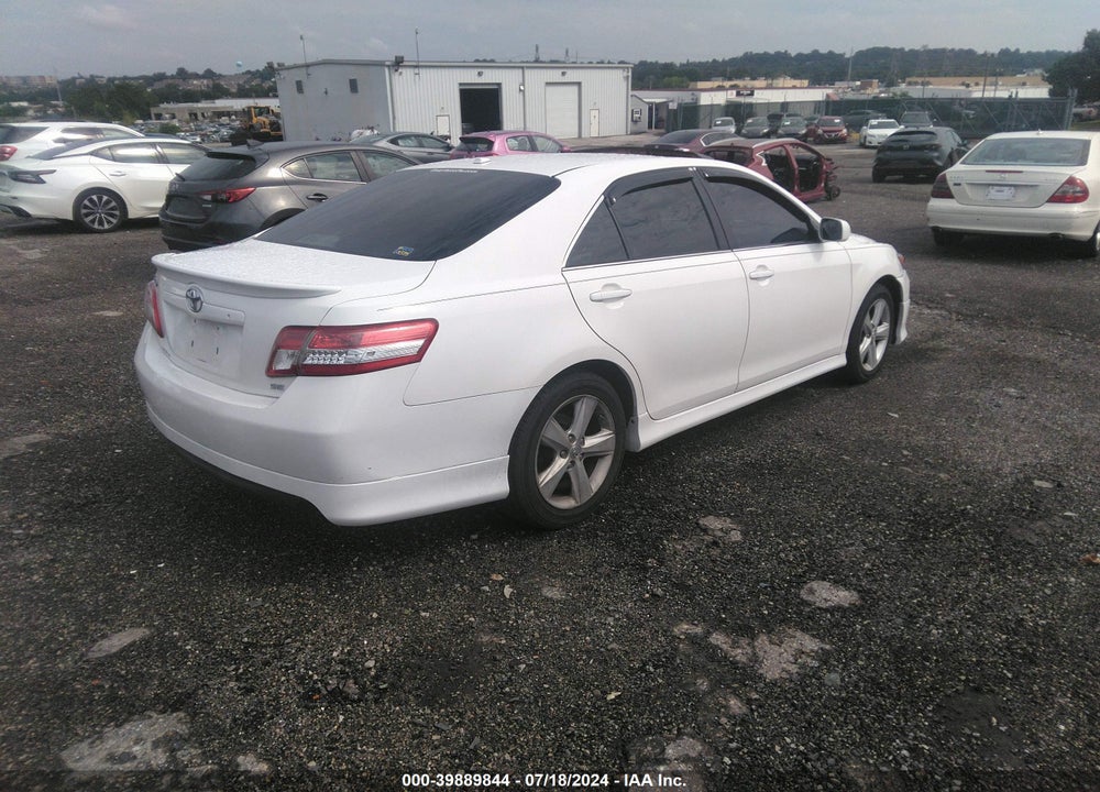 2011 TOYOTA CAMRY SE VIN: 4T1BF3EK0BU655849