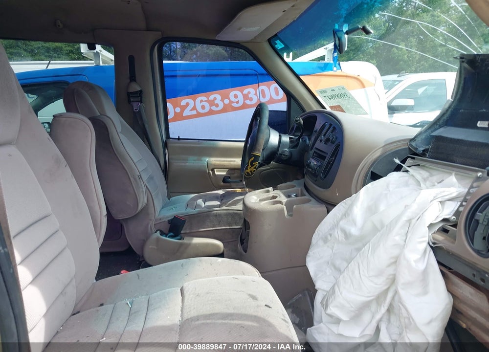 2001 FORD E-350 SUPER DUTY XL/XLT VIN: 1FBSS31LX1HB70788