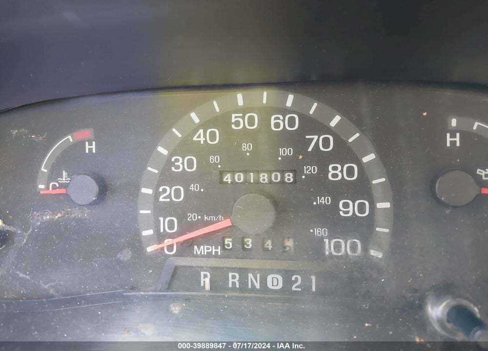 2001 FORD E-350 SUPER DUTY XL/XLT VIN: 1FBSS31LX1HB70788