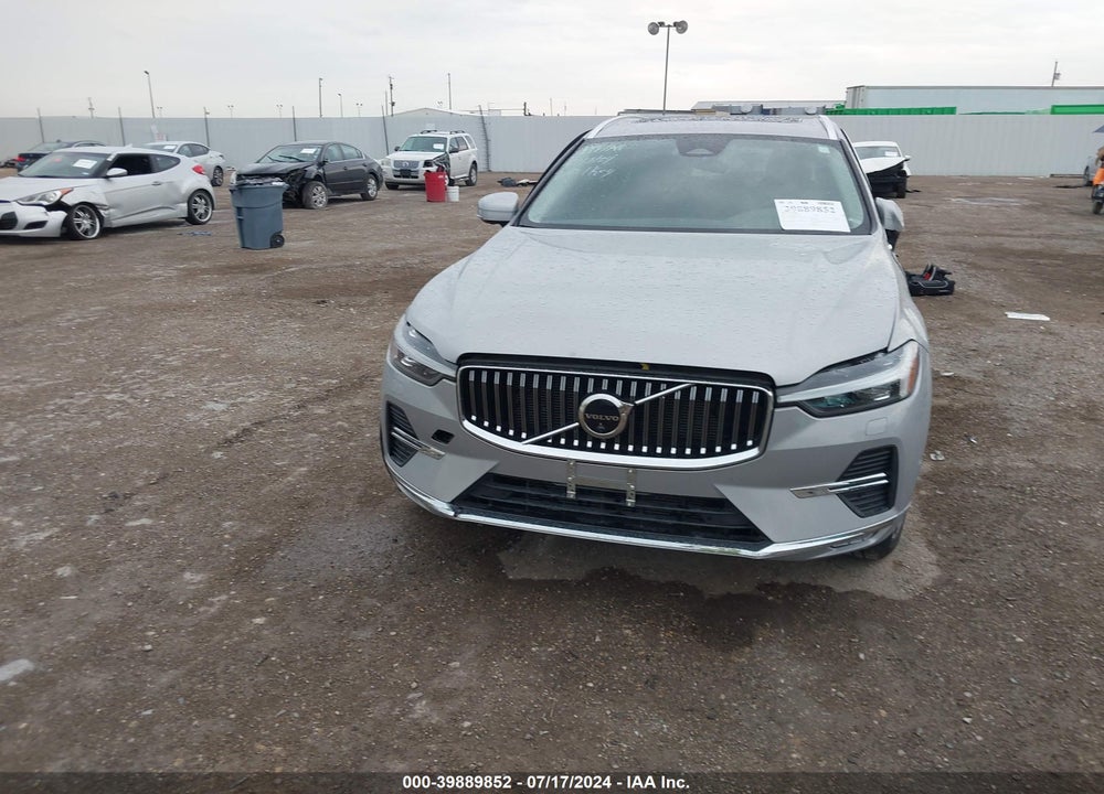 2023 VOLVO XC60 B5 PLUS BRIGHT THEME VIN: YV4L12RN4P1254123
