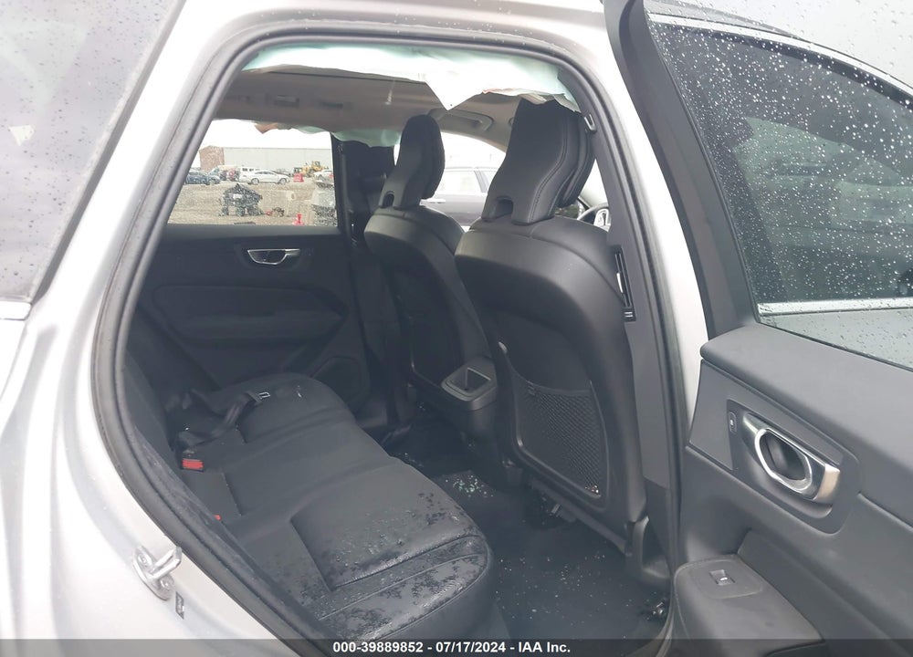 2023 VOLVO XC60 B5 PLUS BRIGHT THEME VIN: YV4L12RN4P1254123