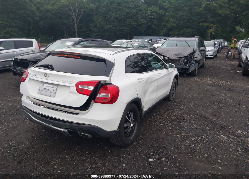 2018 MERCEDES-BENZ GLA 250 4MATIC VIN: WDCTG4GB2JJ519841