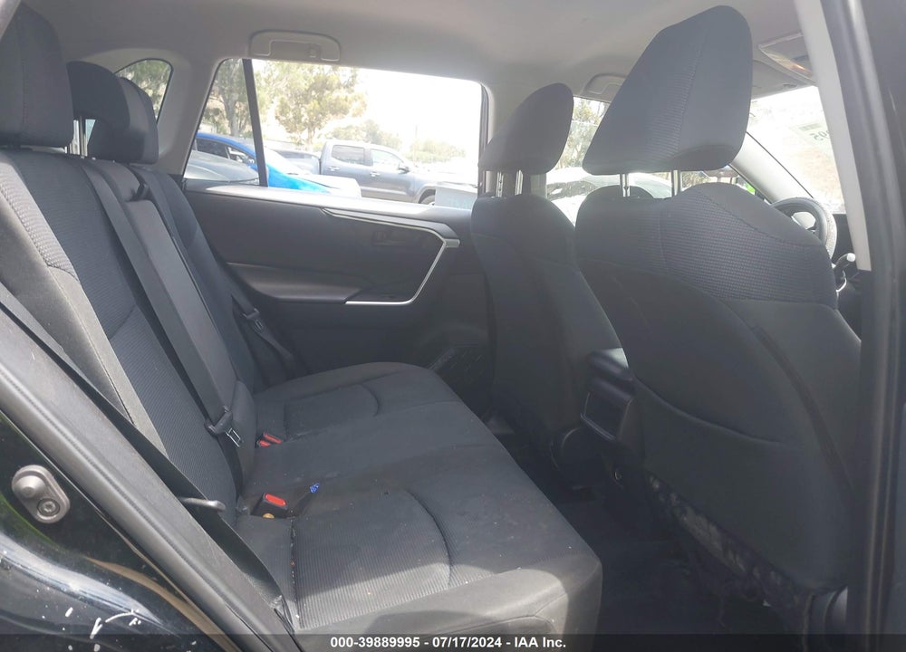 2019 TOYOTA RAV4 LE VIN: JTMH1RFV9KD037194