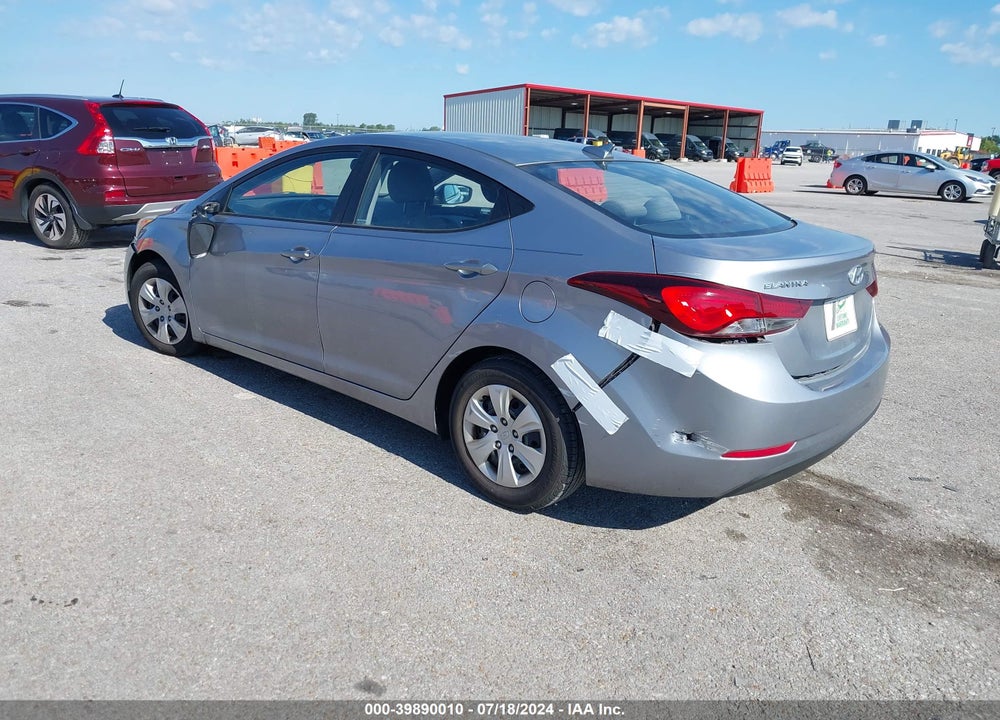 2016 HYUNDAI ELANTRA SE VIN: 5NPDH4AEXGH784552