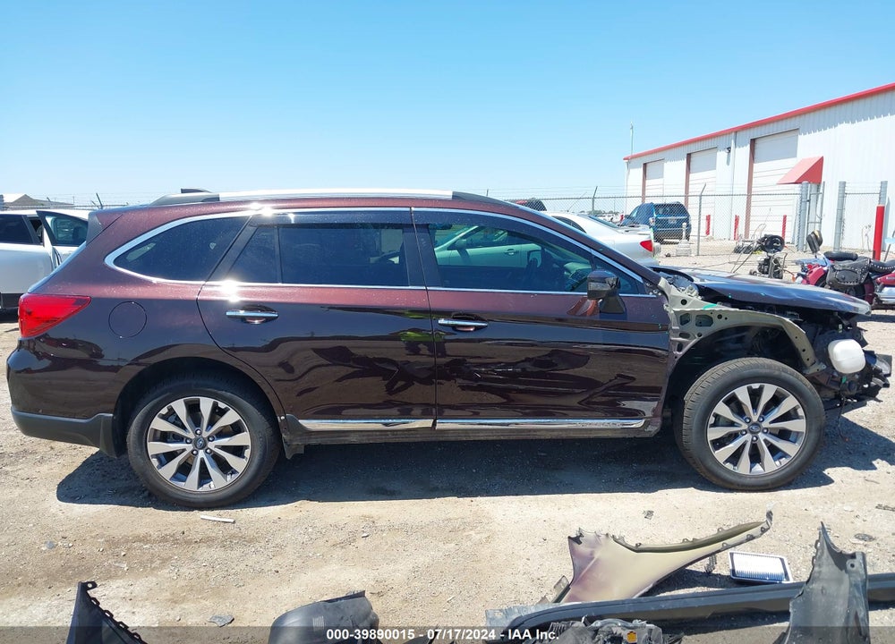 2017 SUBARU OUTBACK 3.6R TOURING VIN: 4S4BSETC4H3214307