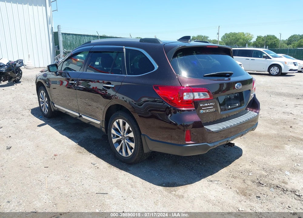 2017 SUBARU OUTBACK 3.6R TOURING VIN: 4S4BSETC4H3214307