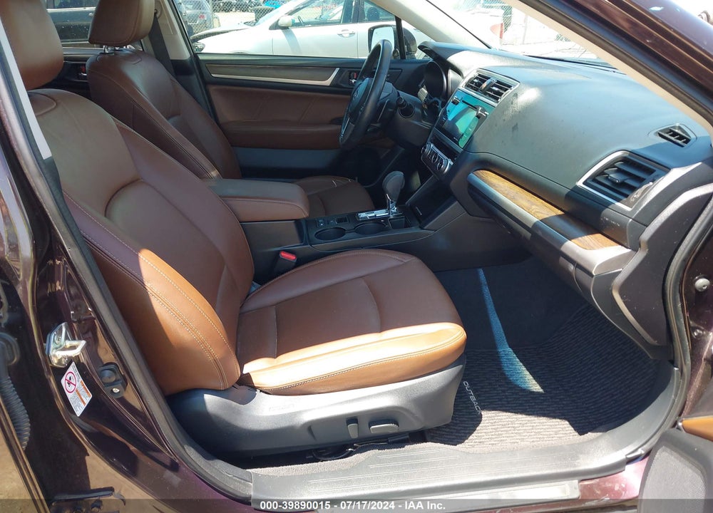 2017 SUBARU OUTBACK 3.6R TOURING VIN: 4S4BSETC4H3214307