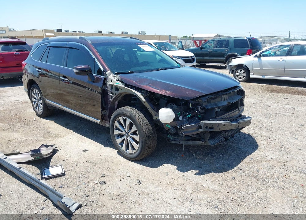 2017 SUBARU OUTBACK 3.6R TOURING VIN: 4S4BSETC4H3214307