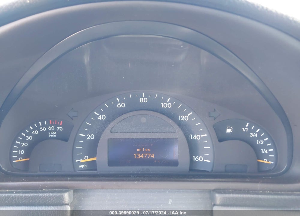 2002 MERCEDES-BENZ C 320 VIN: WDBRF64J82E005933