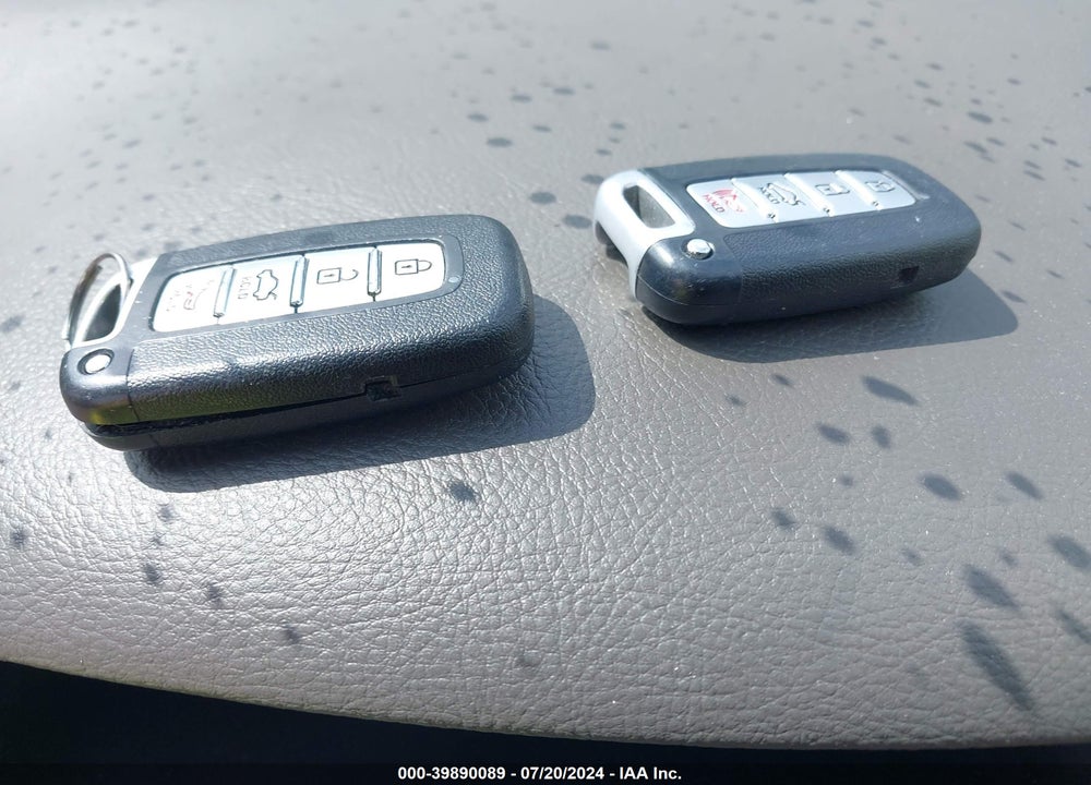 2012 HYUNDAI GENESIS 3.8 VIN: KMHGC4DDXCU173205