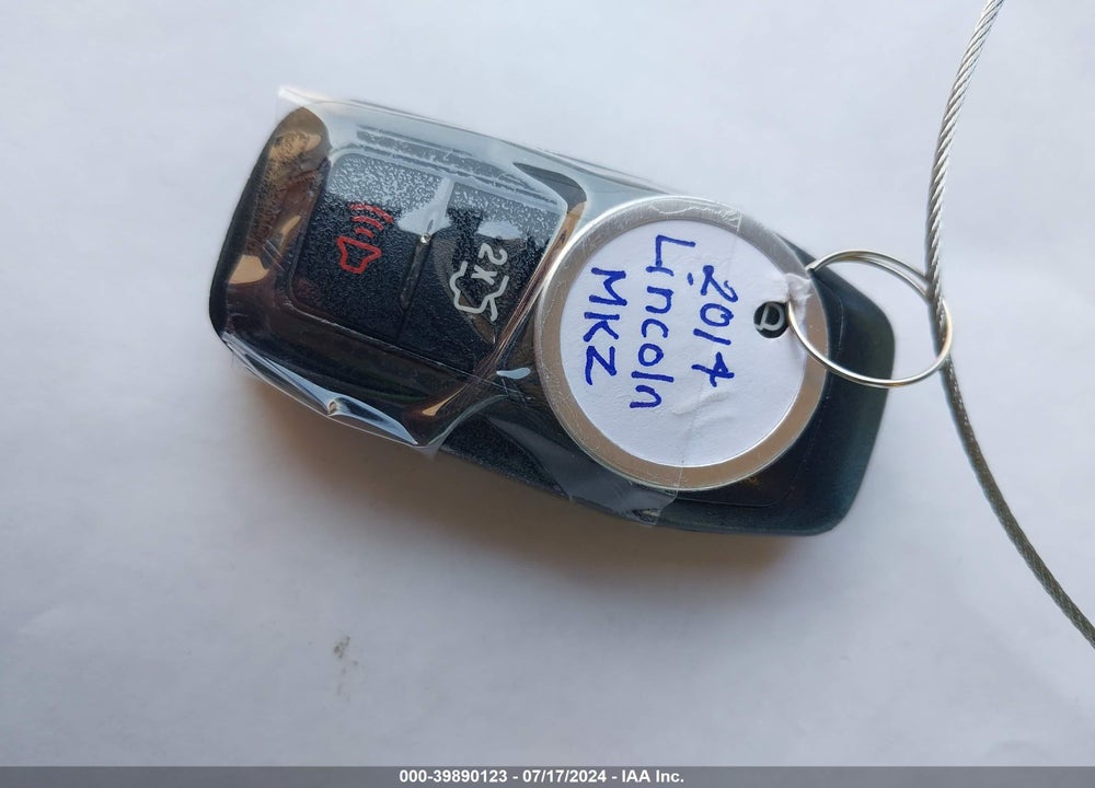 2014 LINCOLN MKZ HYBRID VIN: 3LN6L2LU4ER818376