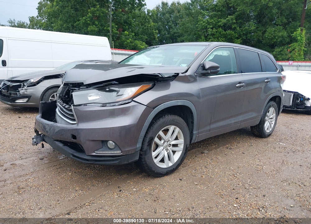 2015 TOYOTA HIGHLANDER LE VIN: 5TDZARFH7FS013856