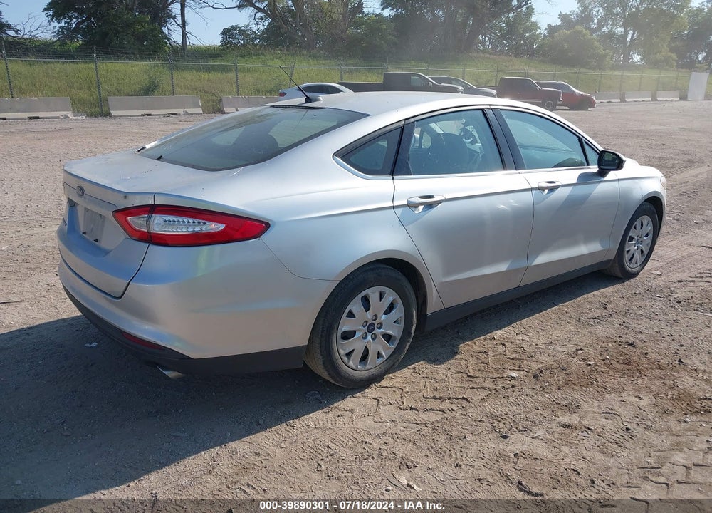 2013 FORD FUSION S VIN: 3FA6P0G7XDR149634