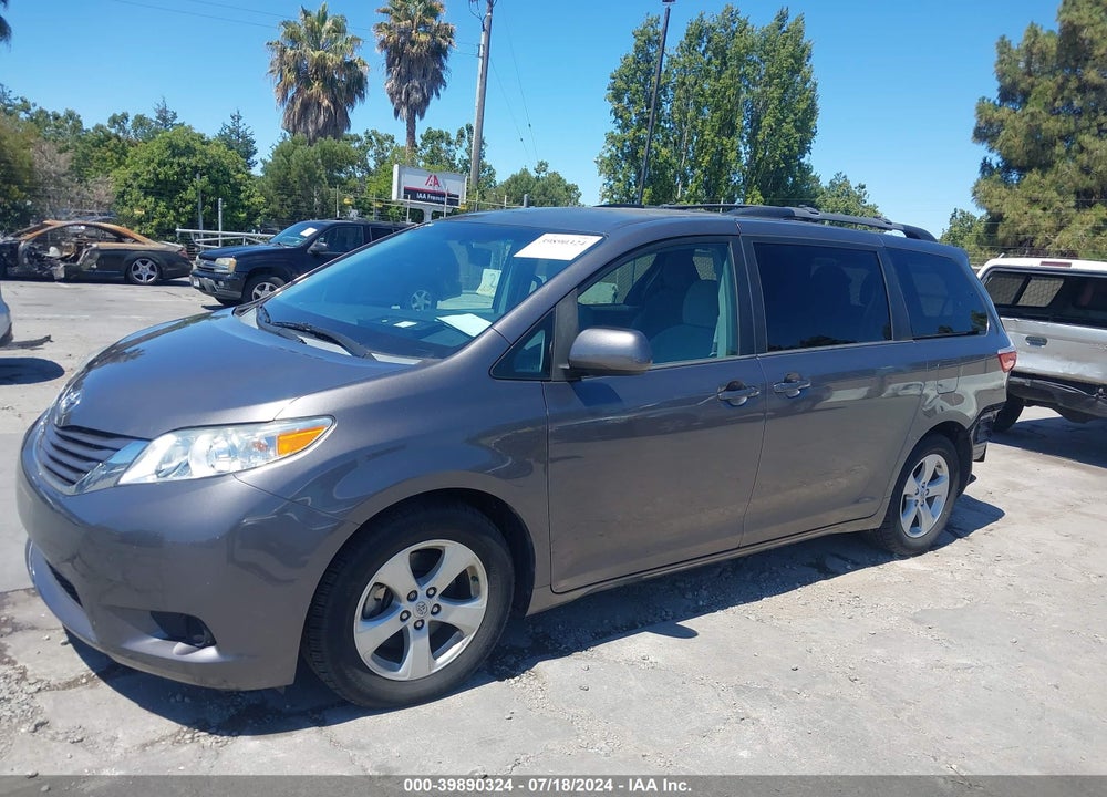 2015 TOYOTA SIENNA LE 8 PASSENGER VIN: 5TDKK3DC0FS635055