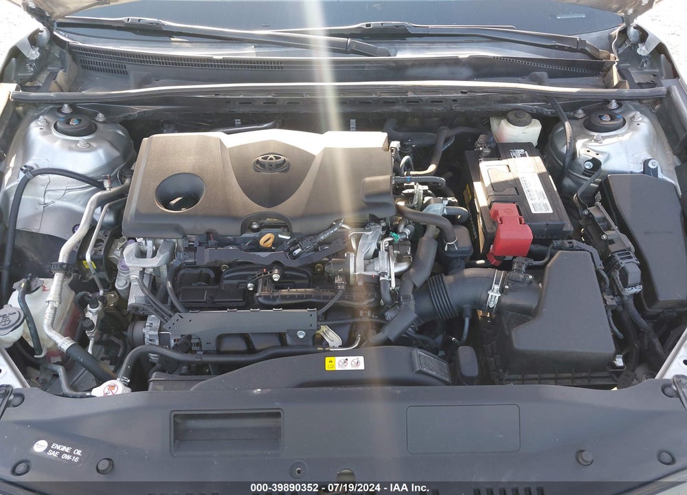 2018 TOYOTA CAMRY SE VIN: 4T1B11HK7JU634753