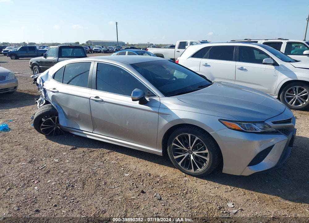 2018 TOYOTA CAMRY SE VIN: 4T1B11HK7JU634753