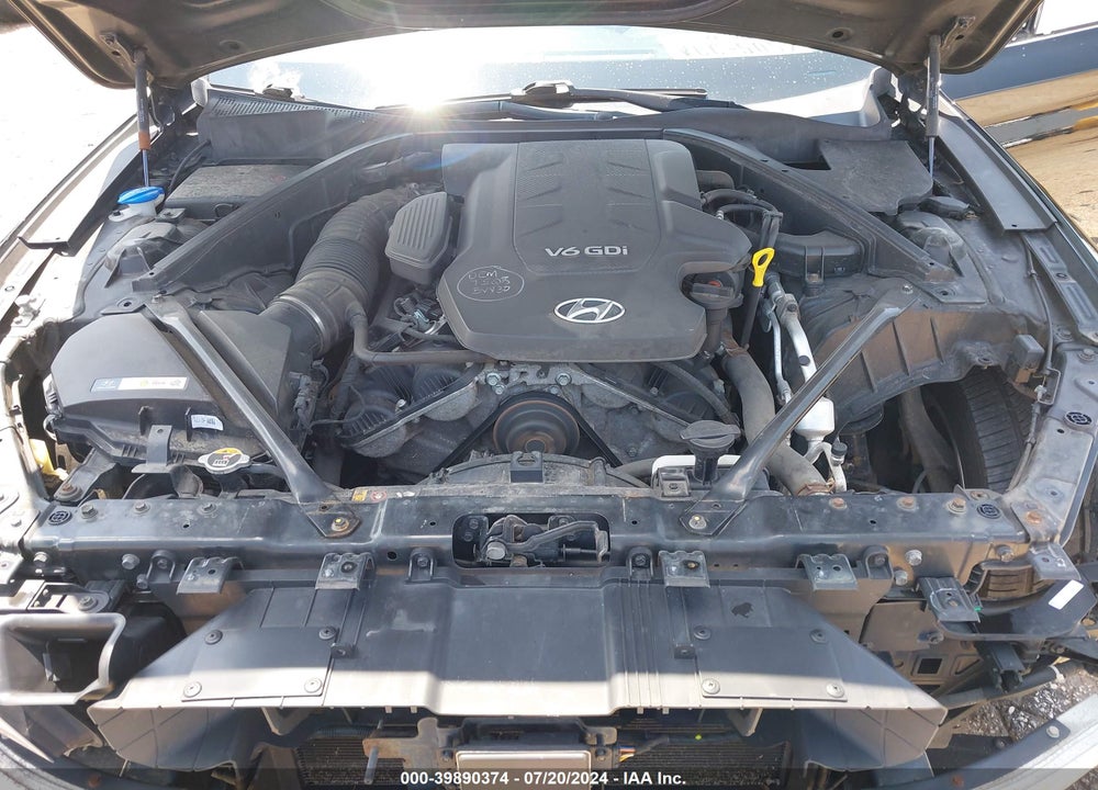 2015 HYUNDAI GENESIS 3.8 VIN: KMHGN4JE4FU040838