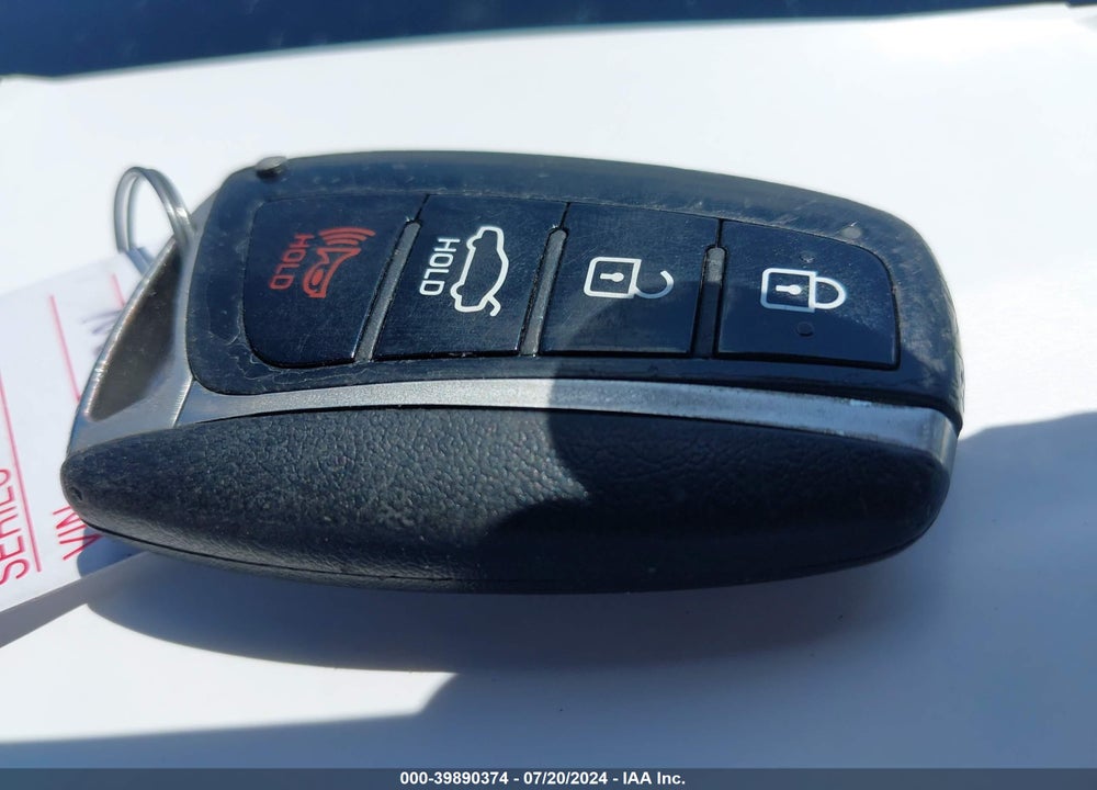 2015 HYUNDAI GENESIS 3.8 VIN: KMHGN4JE4FU040838