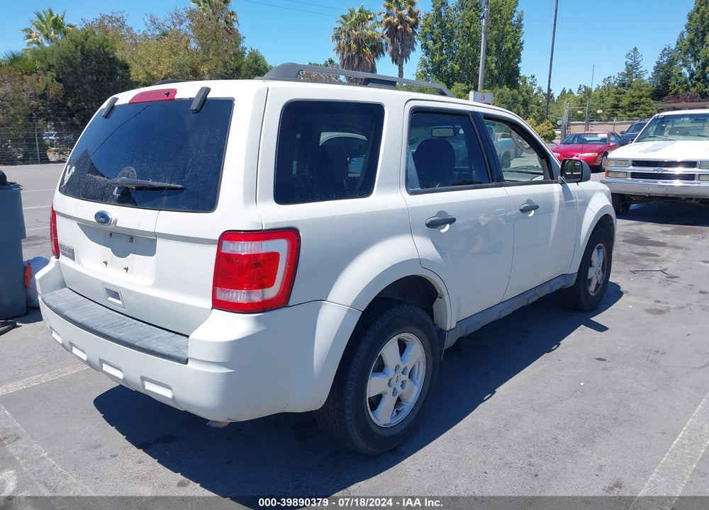 2010 FORD ESCAPE XLT VIN: 1FMCU0D75AKA55392