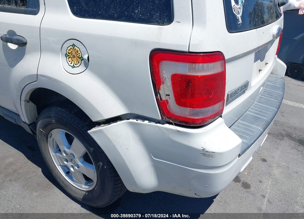 2010 FORD ESCAPE XLT VIN: 1FMCU0D75AKA55392