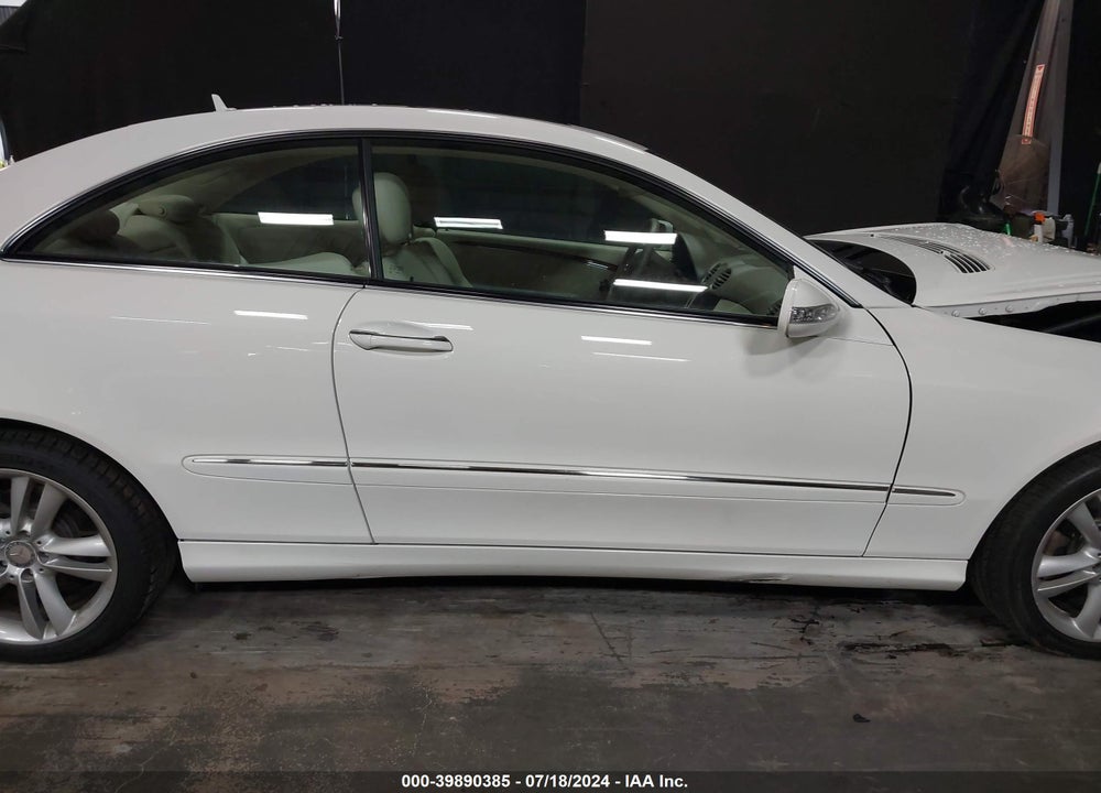 2008 MERCEDES-BENZ CLK 350 VIN: WDBTJ56H48F258470