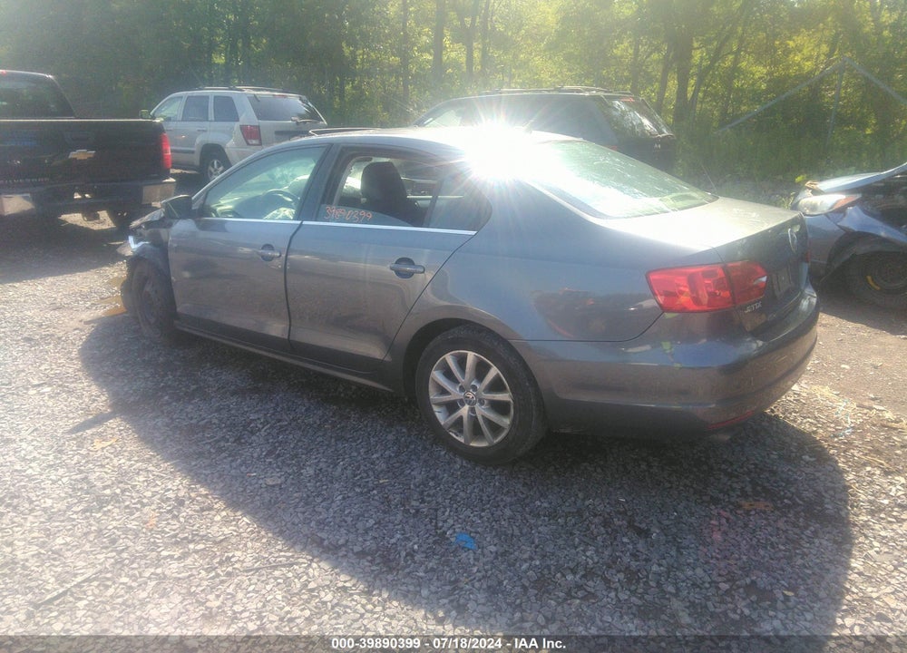 2014 VOLKSWAGEN JETTA 1.8T SE VIN: 3VWD17AJ6EM412312