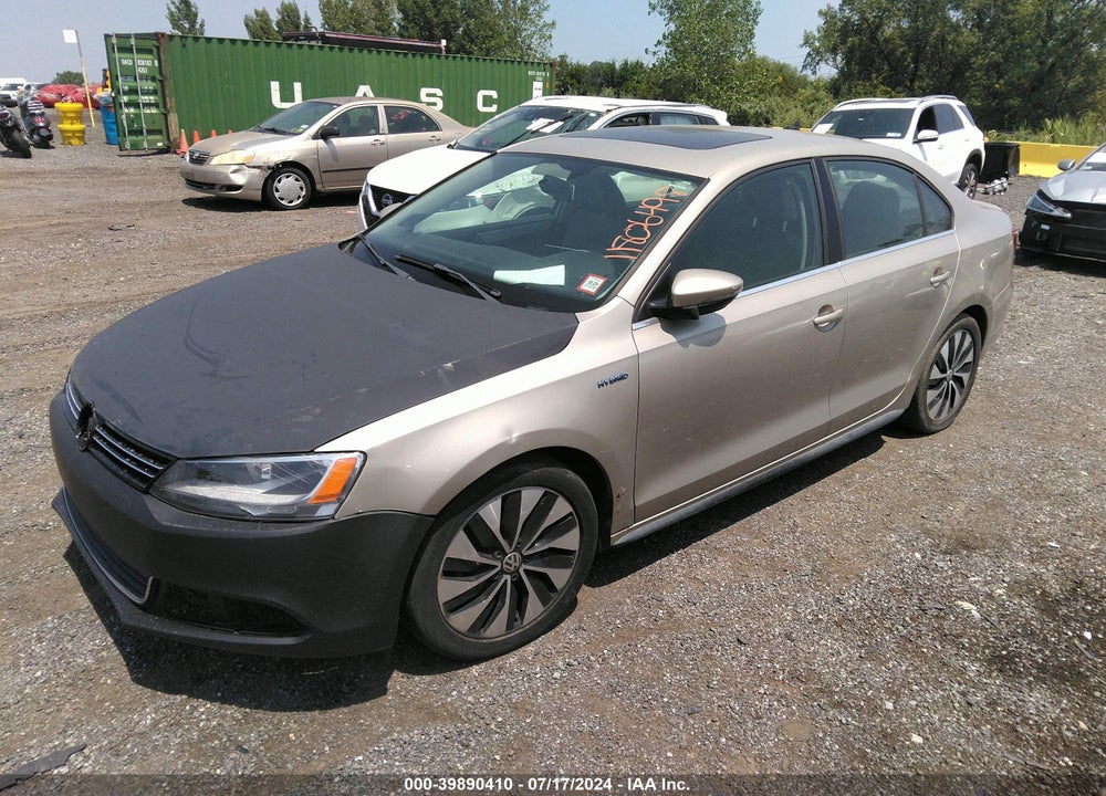 2013 VOLKSWAGEN JETTA HYBRID SEL PREMIUM VIN: 3VW637AJ2DM284815