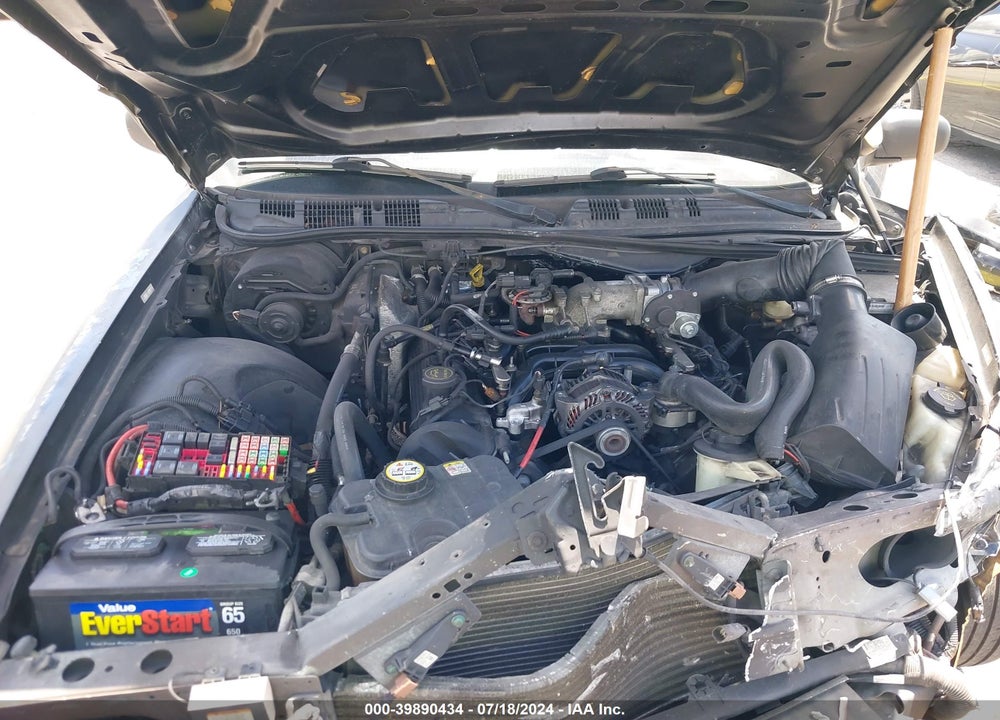 2005 FORD CROWN VICTORIA POLICE VIN: 2FAHP71W65X177788