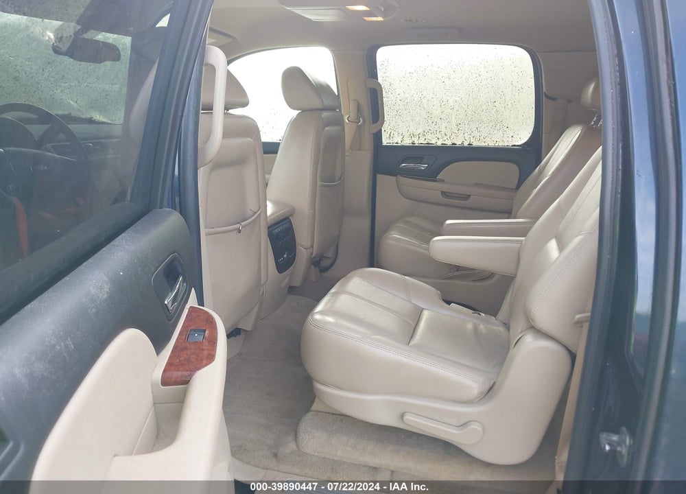 2007 CHEVROLET SUBURBAN 1500 LT VIN: 3GNFC16097G188691