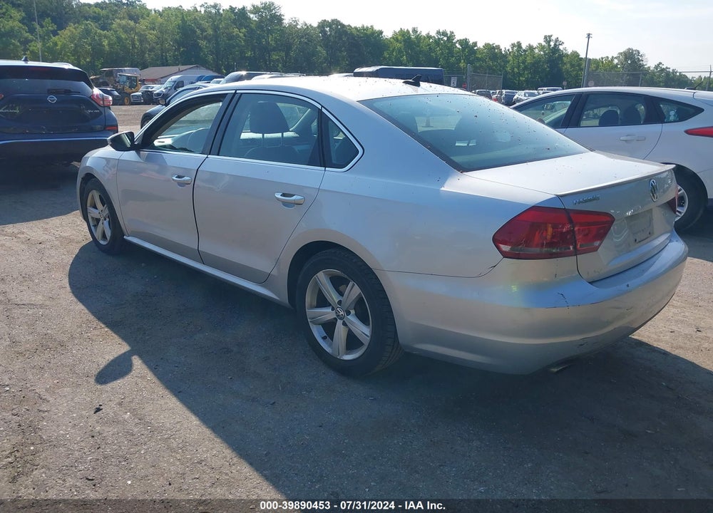 2012 VOLKSWAGEN PASSAT 2.5L SE VIN: 1VWBP7A32CC051652
