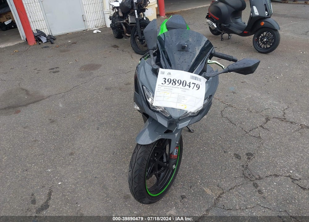 2019 KAWASAKI EX400 VIN: JKAEXKG13KDA24362