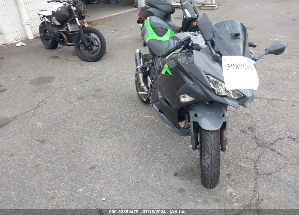 2019 KAWASAKI EX400 VIN: JKAEXKG13KDA24362