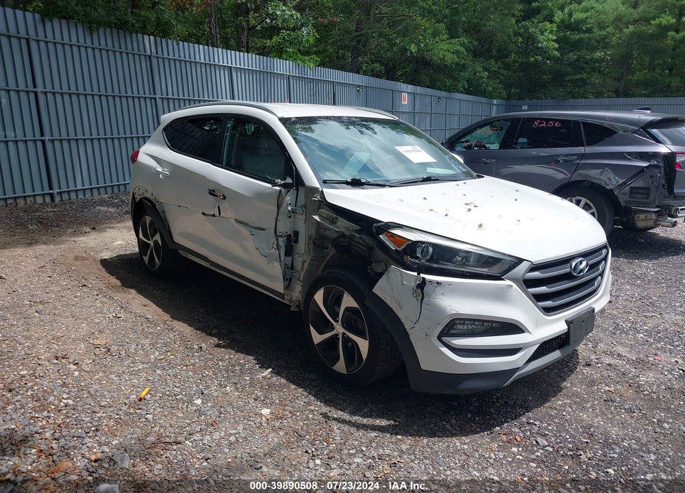 2018 HYUNDAI TUCSON SPORT VIN: KM8J3CAL8JU716799